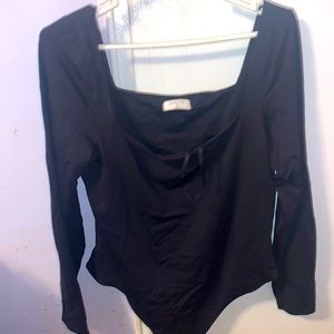 Aritzia body suit. 2x.